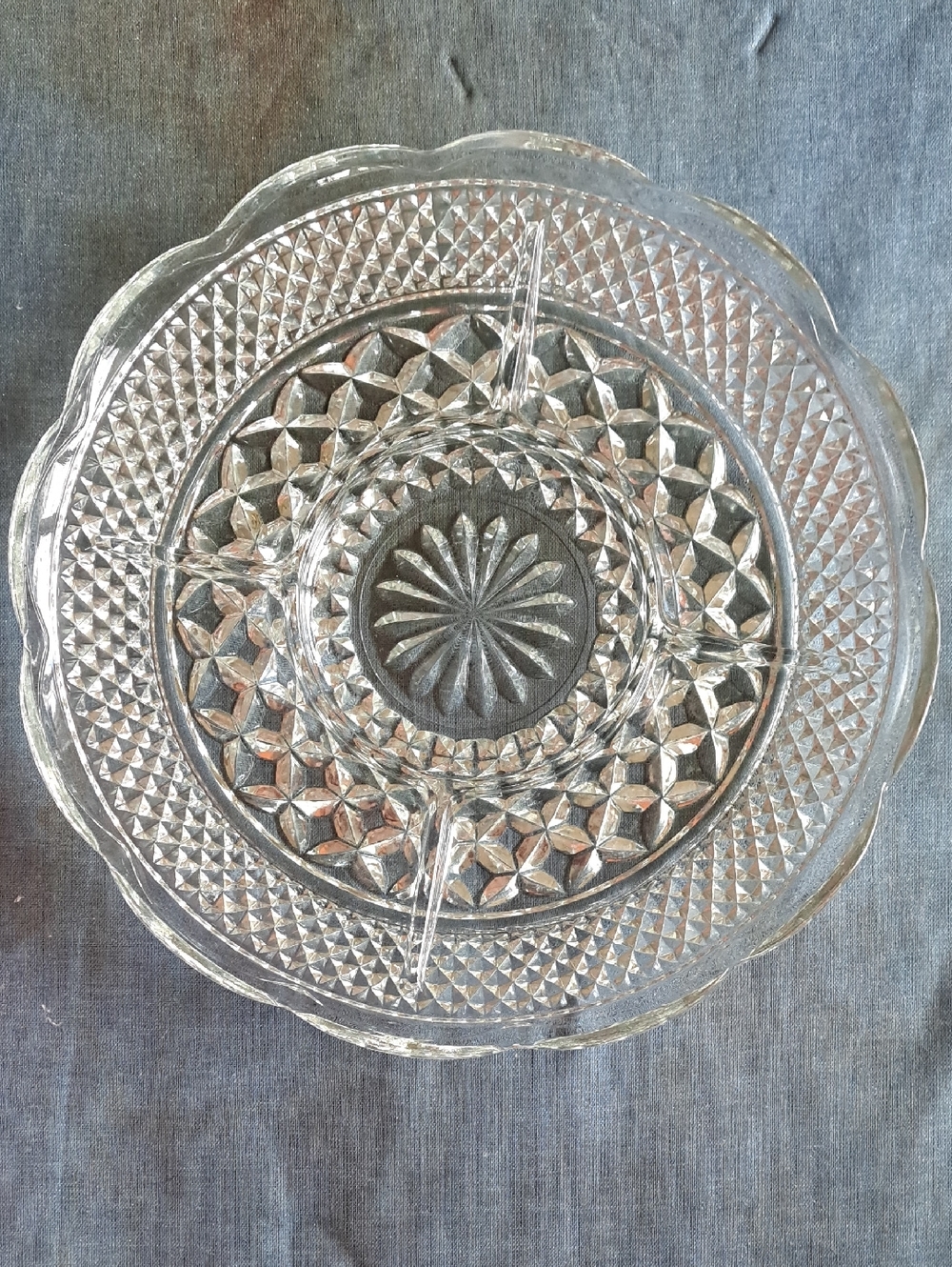 11" Round 5 Part Relish Wexford by Anchor Hocking